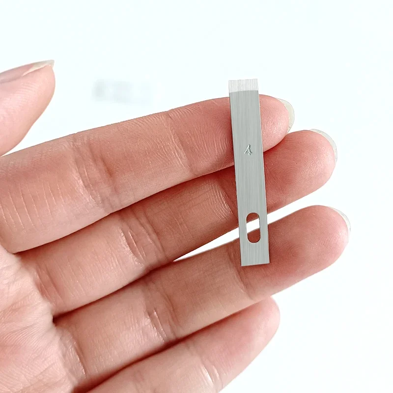 סכיני חיתוך וחריטה לעץ ויצירה (סט 50/100)